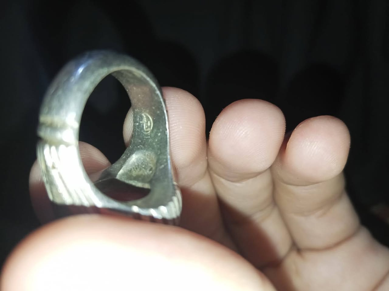 💍 للبيع محبس فضة قطعة قوية ومميزة
عقيق يماني مشمشي 

✨ مخطوط عليه:
"ما شاء الله، لا قوة إلا بالله، أستغفر الله"

🖋️ الخط: الأستاذ المبدع سليم
🔨 الصياغة: الأستاذ أبو يوسف الصفّار
🥇 العيار: 990 نقي وفخم

🔥 المطلوب  اريدة فقط 100 ألف دينار.
الله شاهد شتريته 150$

اللي يعرف قيمة الشغل اليدوي والخط ووالعيار العالي يعرف هاي القطعة تسوة
 
*********** واتساب
