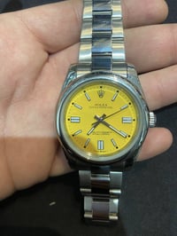 مرحبا اخوتي ساعه رولكس اويستر بربتشوال هاي قطعه شباب واضحه كدامك بمينا...