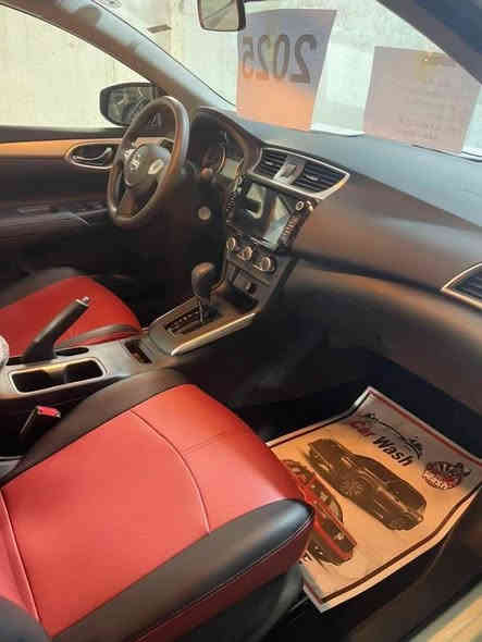 السلام عليكم سنترا 2025 محرك 1600 ماشيه 3 الآف KM سياره كشنات جلد احمر تحكم ستيرن شاشه جبيره + سبايدر 
لايت زنون للعالي 
بروجكترات 
رقم اربيل تحويل او وكاله 
مكان السياره بغداد/ حي الجامعه 
***********
السعر 134 ورقه
