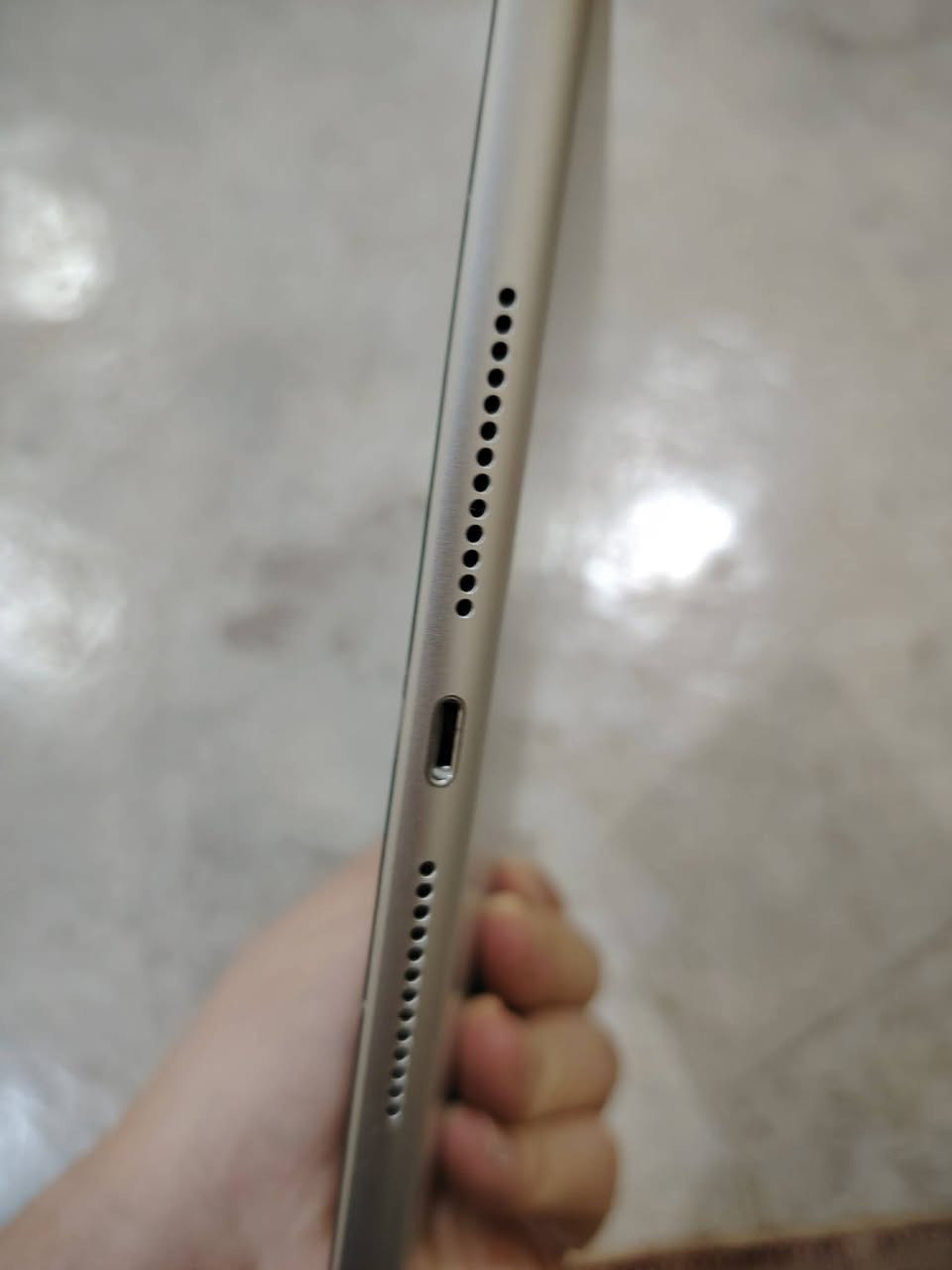 السلام عليكم
#للبيع
iPad (9th Generation) 
ايباد 9
ذاكرة  GB 64
مستخدم فقط للدراسة
السعر 230 ألف وبيه مجال
للإتصال ***********
