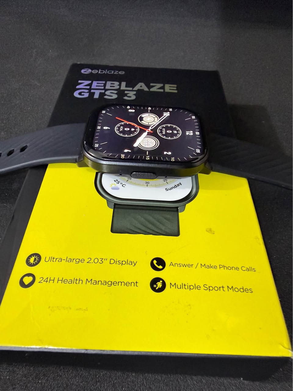 ساعة ماركة Zeblaze GTS 3 القطعة جديدة لوك

الشاشة: تأتي بشاشة ملونة كبيرة جداً بحجم 2.03 بوصة من نوع IPS بدقة ووضوح HD لسهولة قراءة البيانات

الاتصال والمكالمات: تدعم ميزة إجراء واستقبال المكالمات الهاتفية عبر البلوتوث (Hi-Fi) مباشرة من المعصم بفضل احتوائها على ميكروفون ومكبر صوت مدمجين

البطارية: بطارية بسعة 280 مللي أمبير توفر عمراً طويلاً يصل إلى 15 يوماً من الاستخدام النموذجي، وحوالي 7 أيام من الاستخدام المكثف

متابعة الصحة والنشاط: تتيح مراقبة نبضات القلب على مدار 24 ساعة، قياس نسبة الأكسجين في الدم (SpO2)، تتبع جودة النوم، ومستويات الإجهاد

الوضع الرياضي: تدعم أكثر من 100 وضع رياضي مختلف لتتبع الأنشطة البدنية المتنوعة مثل الجري، ركوب الدراجات، واليوغا

مقاومة الماء: تتمتع بمعيار IP68 لمقاومة الغبار والماء، مما يجعلها مناسبة للاستخدام اليومي ومقاومة للتعرق ورذاذ الماء

السعر 30 الف مع التوصيل 

للحجز والاستفسار مراسلة الصفحة 

رابط واتساب مباشر الي يريد يراسلني 👇

https://wa.me/message/ANGQMMLUZKO4C1 بغداد, العراق


**إذا كنت صاحب هذا الإعلان وتريد حذفه لأي سبب، رجاءا أرسل رسالة إلى الدعم الفني**
