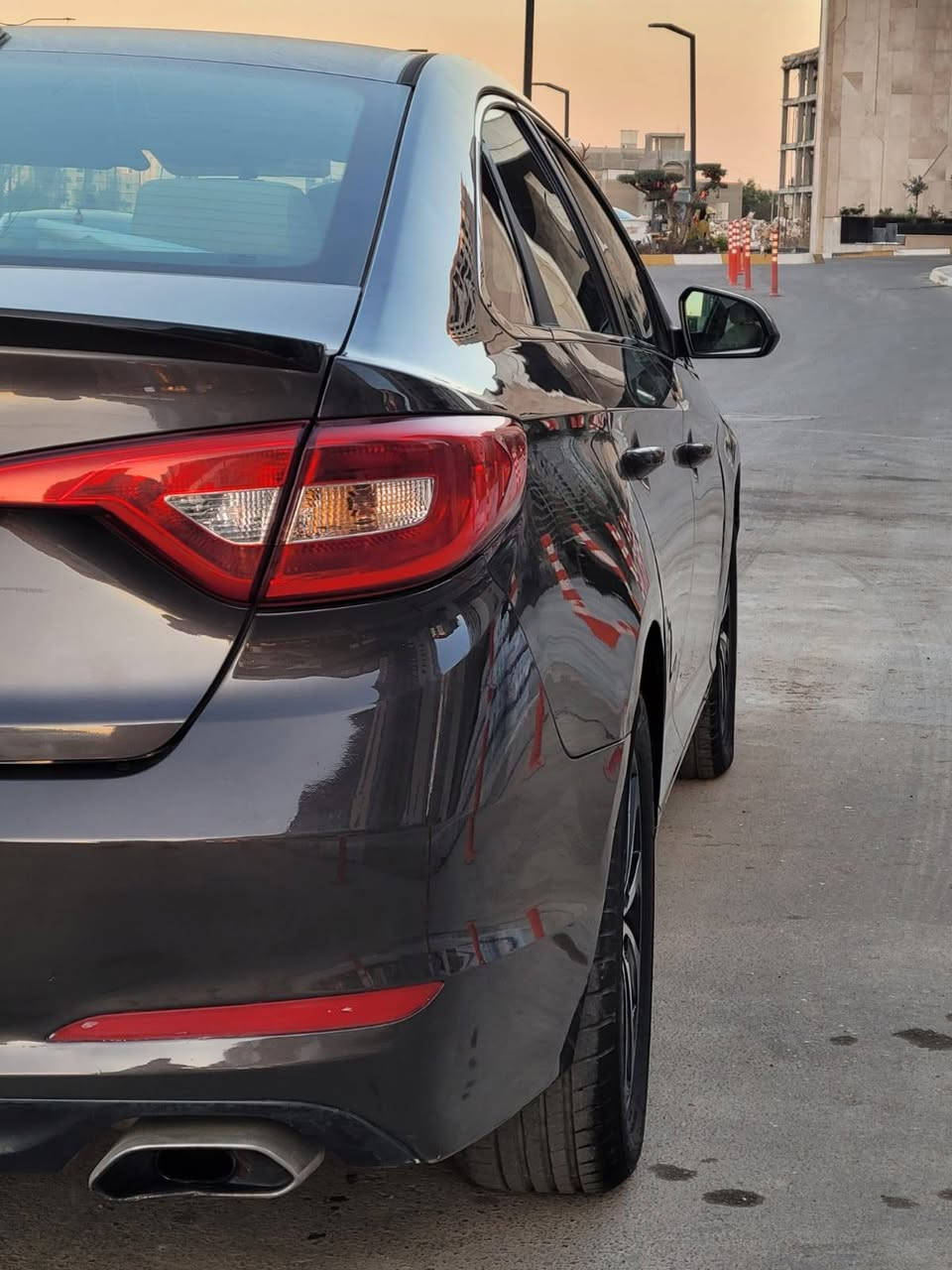 2= محرك 2400 GDi_C1

3=حادث جاملغ مبدل وربع البنيد  بدون دواخل 

4=محرك 

5=كير 

6=حداديه جاهزه 

7= تدفيه + تبريد ثلج 

8=تخم تاير تخم ويلكب حجم 17

9= سياره جاهزه بدون اي نقص 

10= سياره رقم أربيل الجديد سنويه وهزه كاملات بسم عربي 

11= مكان السياره بغداد حي الجهاد شارع الشارقه 

12= (*********** ) سعر 115  وبيها مجال بصيط
