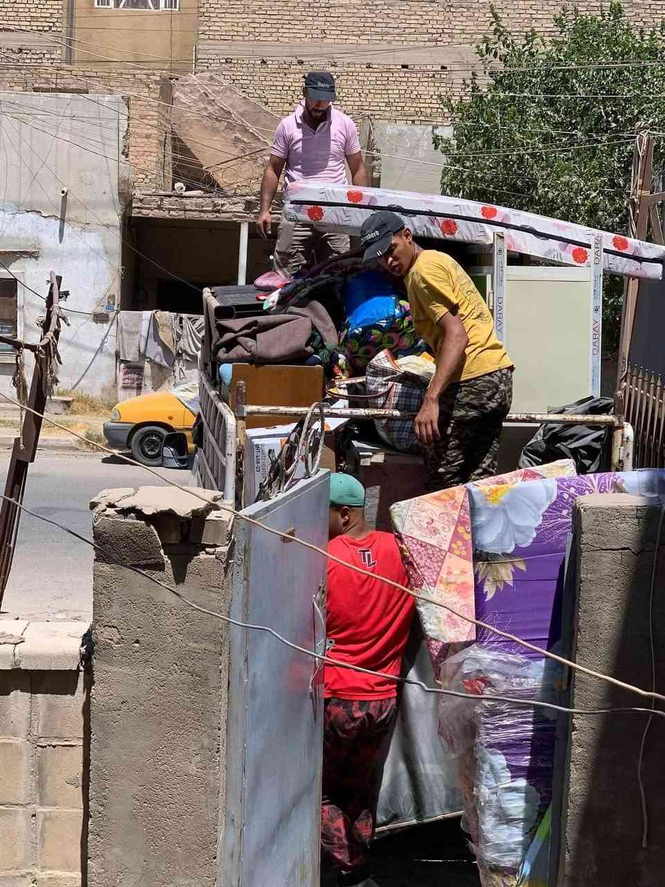 نجار فتح وشد غرف النوم التركية(اختصاص)
***********
‎🪛⛏️مع صيانة مجانية للغرفة ✨✨
تتوفر خدمة نقل
الاثاث بعناية تامة
 سيارات حمل لنقل الاثاث جميع مناطق بغداد🚚
عمال تحميل وتفريغ الاثاث بعناية تامة 🏠
نعمل في جميع مناطق بغداد بدون استثناء
وعلا مدار اليوم 🕥
اتصل وتدلل
***********
يوجد واتساب🟢🟢
