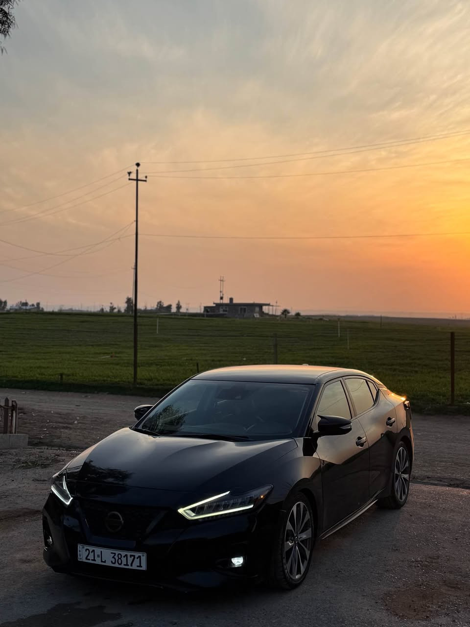 نيسان - مكسيما
✅ الفئة : SV محدث ويل SR
✅ الوارد: امريكي  
✅ سنة الصنع : 2021
✅ عداد المسافة : 81 الف كم
✅ حجم المحرك : 6 سلندر
  ✅الحاله سيارة  : بيها فقط بنيد صبغ وجملغ مبدل بلادي ارباك فقط ستيرن و مرجع بلادي 
سيارة جاهزه و سيرفس كامل هايدروليك كير و دهن مكينه كلها جديد  

0️⃣7️⃣5️⃣1️⃣4️⃣4️⃣1️⃣7️⃣7️⃣2️⃣4️⃣ ☎
🌏 العنوان :  اربيل
السعر 145 ورقه بيها مجال أربيل, العراق


**إذا كنت صاحب هذا الإعلان وتريد حذفه لأي سبب، رجاءا أرسل رسالة إلى الدعم الفني**