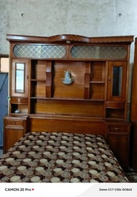 غرفة خشب • نضيفه • الكرابله