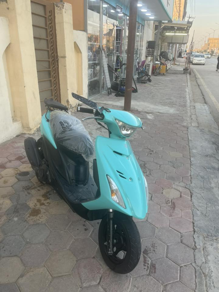 الحلال للبيع،
ادرس ياباني حديث دراجه خير من الله الف متذب عليها مفتوحه كفر مصبوغ جماليه،شغاله من الطول لطول مابيها شي طافي عليها كم قطعه تزويد والسعر جوه السوك عمي ب ٦٢٥ وبيها مجال والي يجيني ما ارجعه 
رقمي *********** وتحياتي للجميع،
