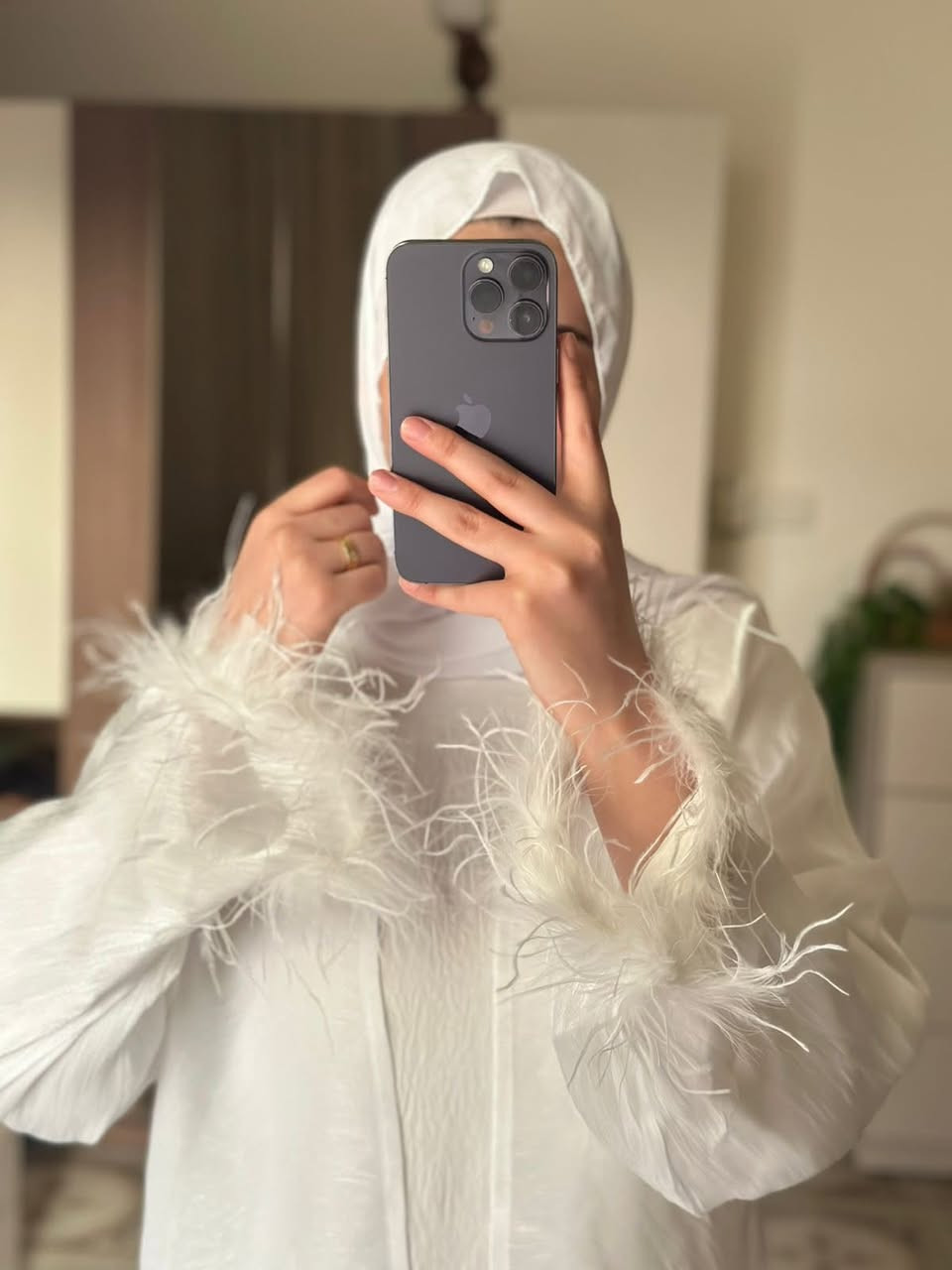كلمن تريد تفتح مشروعها وتعتمد ع نفسها 💗
وجبه عبايات خليجي جديد مو مستخدم !
عبايا و شيله 
القياسات متنوعه
اخر قطع باقيه من كل وجبه قطعه لو قطعتين 
١٥ عدد باقي ٤٢٠ الف وبي مجال 
العبايات جديده و قماش ندى كوري مو صيني !
سواد فاحم 
يوجد بيع مفرد ايضاً


**إذا كنت صاحب هذا الإعلان وتريد حذفه لأي سبب، رجاءا أرسل رسالة إلى الدعم الفني**