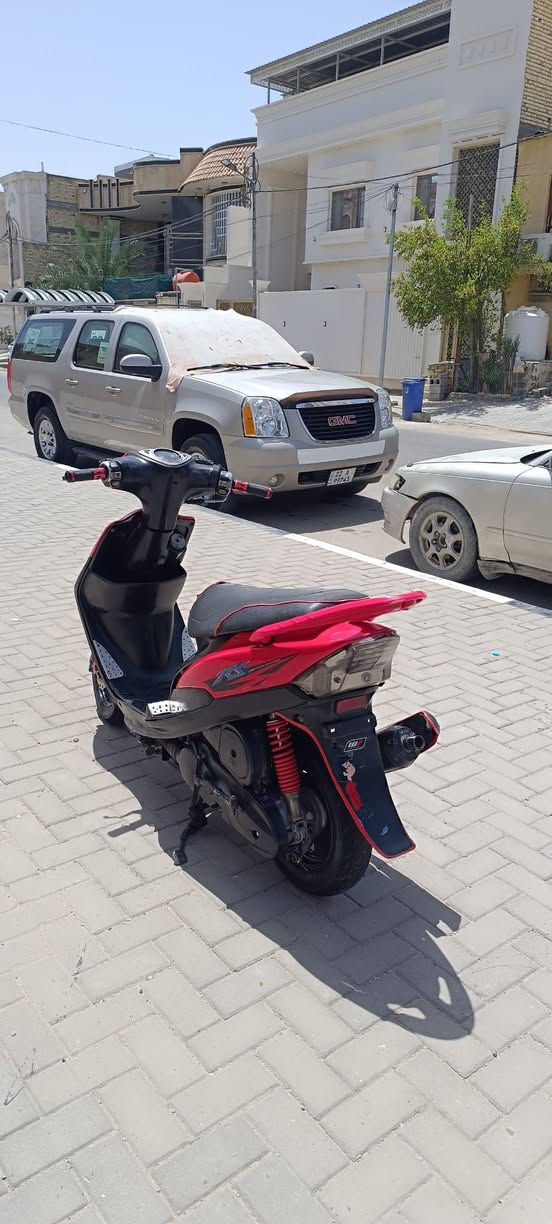 ماكس عدلة الدراجة نضيفة كلش وكفالة من الطول للطول الدرةجة مبدلة ولفات فقط السعر 600وبيهة مجال عنوان بصرة حكيمية الرقم ***********
