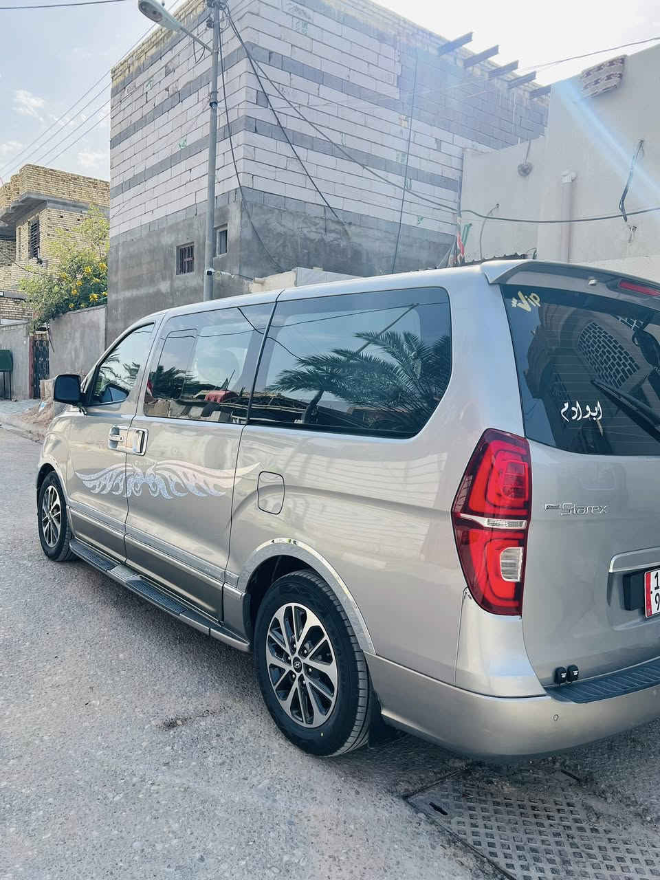 ستاركس للبيع اصل 2012ومرمزه ومعلايه 2023
