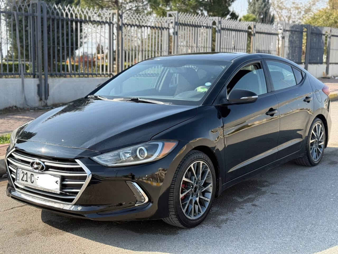 هۆندا ئەلەنترا 2017 
گێڕو مەکینە بەشەرت
بێ بۆیاخ بەشەرت بێ سارد كلين  
گێڕ عادیو تۆماتیک  
سەنەوی تا 2030 تازەیە 
مواسەفات فول( بەسمە وسوکان ڤۆلیۆن حاسەو رادار کوشن هیتەر و سوکان هیتەر Draiv mode تراکشن .هتد
١٢٥$کەمێک معامەلە 
***********
***********
هوندا النترا ٢٠١٧
كير محرك بشرط
سنوية جديد2030
شرط تحويل و وكاله
بدون صبغ بدون ضربة بدون بارد كلين
مؤسفات فول فول 
سعر١٢٥$بي مجال
***********
*********** السليمانية, العراق
