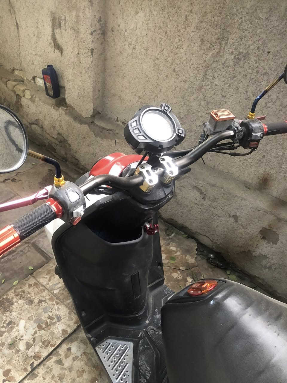 السلام عليكم سكنس جبلي دراجه مكفوله مابيه اي نقص كهربائيات كله شغاله للأستفسار ***********
