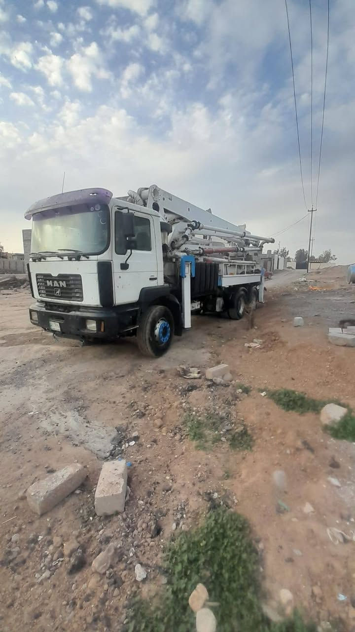 سلام عليكم 
بم مان 2003
جهاز 2003
36متر شوينك
بم ونوزل شوط طويل دبل مضخه 
رقم سليمانية شرط تحويل جب رابع بي باج اتصال على أرقام التالية ***********
***********
***********
