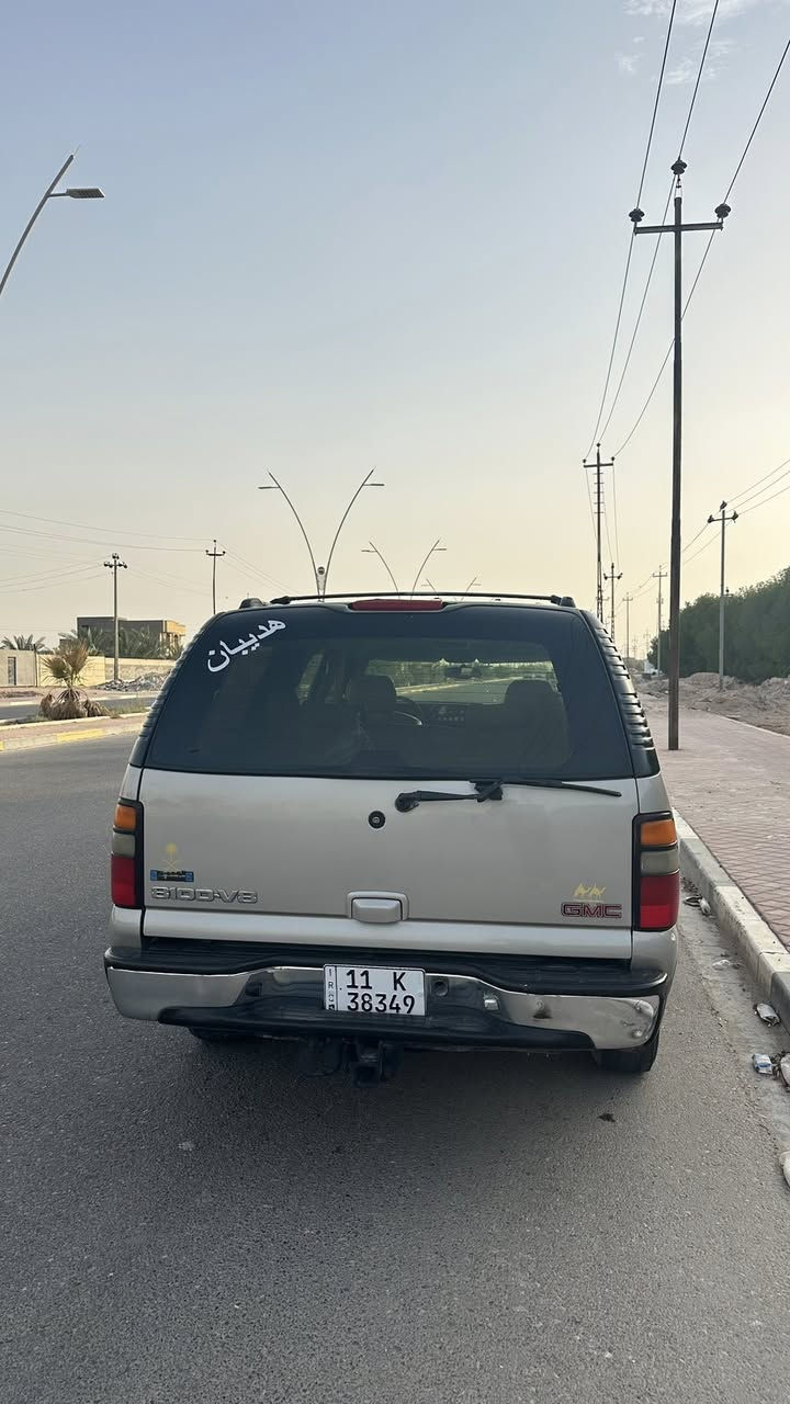 سلام عليكم جمسي فحل  الفينيه  للبيع موديل 2001 مكينه 8100 كير1000 سنويه جديده بسمي سياره تبريد شغال كهربائيات جهازه سيارها مصبوغه عام جماليه سعر 130 بيه مجال بصيط رقم الهاتف ***********
