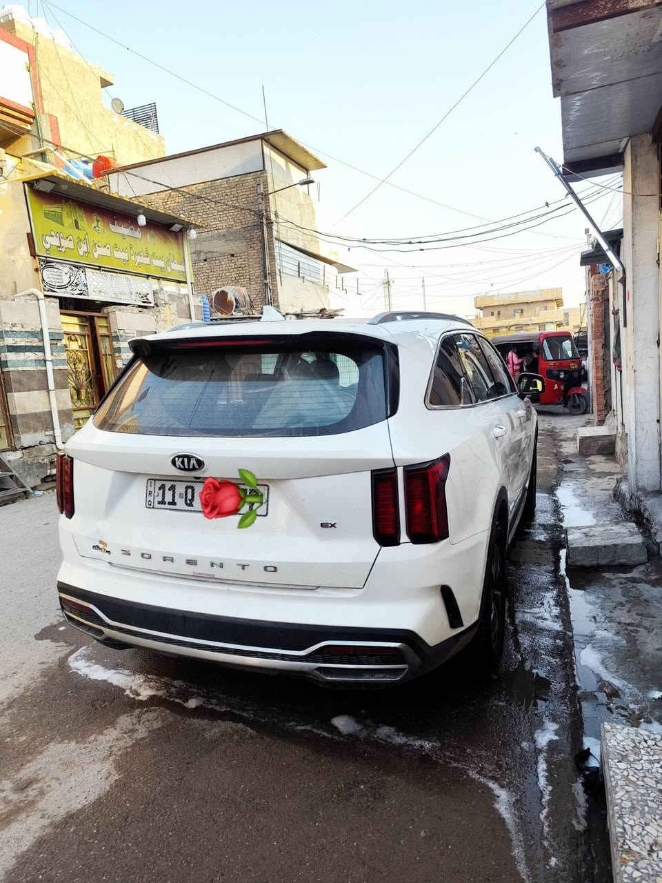 سلام عليكم.
سورنتو 2021 Vip . وارد امريكي 
للبيع او المراوس 
4 سلندر توربو هايبرد  
فول مواصفات 
1-حساس امامي - حساس خلفي 
2-رادار امامي 
3 بانوراما 
4- مثبت سرعه 
5- سياقه ذاتيه 
6- تنبيه عدم الخروج عن المسار 
7- أوامر صوتيه 
8-كامرات عدد.2.  
9- هاند بريك بصمه 
10-توقف تلقائي 
11-التوقف لفترات قصيره Auto Hold
12-صندوق كهرباء 
13- نقاط عمياء 
14-.UPS مقاعد  .. شاحن وايرلس
15- كشن سايق كهرباء + تدفئة مقاعد كشنات
16- دخول ذكي بصمه ابواب وبصمة تشغيل . وتشغيل عن بعد والاطفاء عن بعد ايضاً 
17- وضعيات القياده .Sport. Smart. Eco
18- ويل حجم 17 مميز 
19- شبك حماية دعاميه 
20 ممشى السياره 57 الف كيلو متر قابل للزياده  
21- سبير بلادي مانازل أبداً 
22-رادار امامي +خلفي 
23- عدد المقاعد 6 Vip سياحي يعني بلسفر الطويل انتَ مرتاح  
وهواي بعد بيه مواصفات ماذكرتهن مكينه   1600 تيربو بس السياره طياره ✈️🔥 بمعنى الكلمه عل 160 بيه شلعه والسياره مرتبه وحلوه كلش احله من الصور تخم تاير جديد والحادث غرق لدوسه اتصل ع الرقم وتفهم بعد ضفيره جديده وبعد هواي كلام عنوان السياره بغداد  على السياره للأستفسار الاتصال او مراسلة الاراقام ادناه
***********
***********
