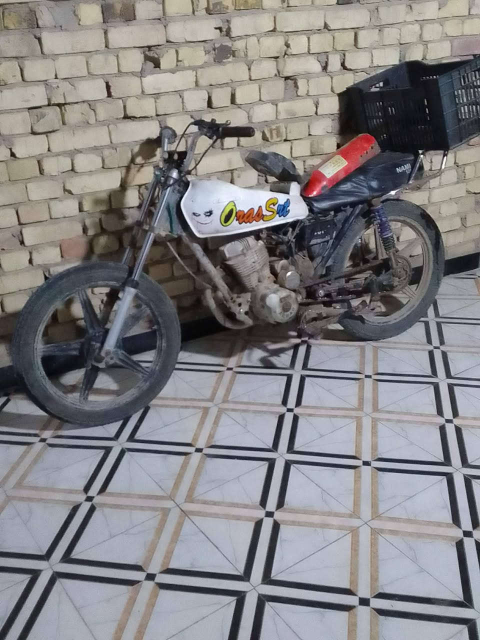 السلام عليكم للبيع كلك مكفوله من السرقه السعر 150 او بيها مجال قليل مكاني دوانيه قضأ عفك ***********
