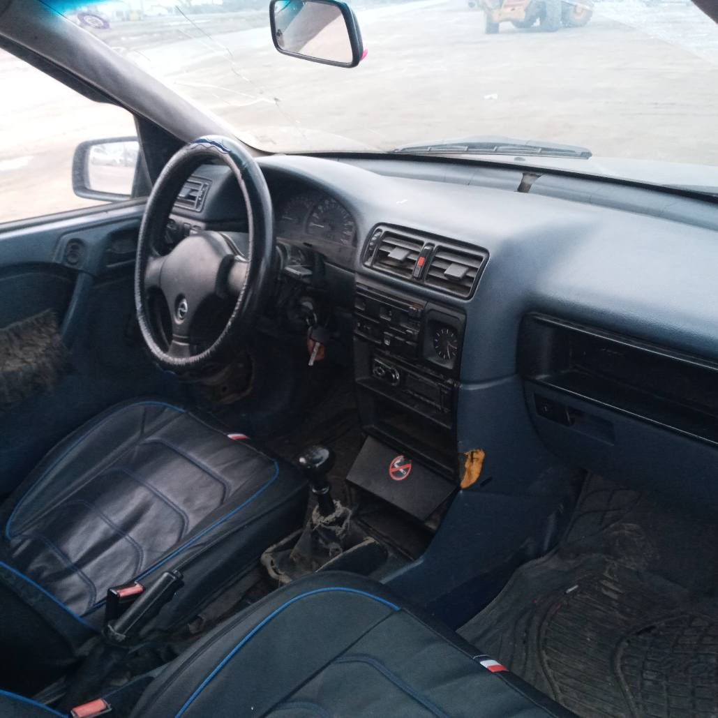 ئۆپڵ فیترا مەکینە ۱۸ مۆدێل ۱۹۹۱ لێدانی نیە ساحێبی وەکالە دەکات خایسی نیە سڵاید ABS پاوەر سیدی قوفڵ مەرکەزی شیعار نیە گێڕو مەکینە بەشەرت خەرامە تەحویل بڕاوە بەشەرت تەقەو ڕەقەی نیە کارەبایی مەزبوتە سعر۲۸ مەعمەلە ژ.م***********ژ.م *********** السليمانية, العراق
