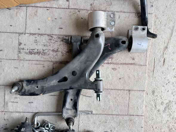 ترافرس اكاديا 2024-2025
الليث لقطع الغيار 

النجف الكوفة شارع جسر الامام علي ع قرب بانزين خانة ريبال 

من الساعة 9 صباحا لغاية 2 بعد الظهر

***********

***********

يوجد توصيل لجميع المحافظات
