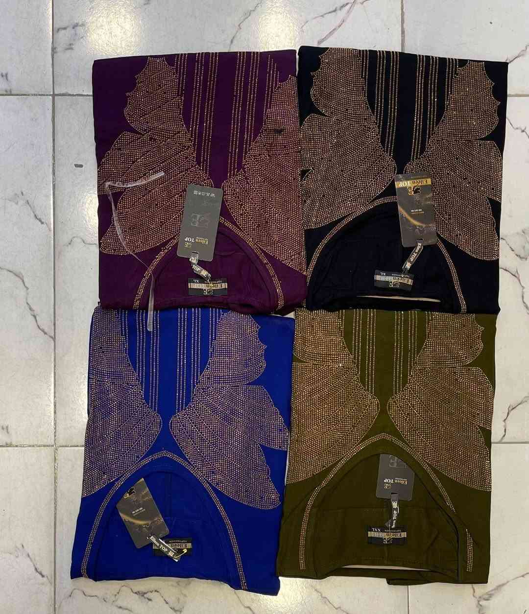 بسم الله الرحمن الرحيم ❤
وصل اليوم دشداشة العيد 🌜
سعر 15 يابلاش لحكو كميه محدودة ✨
قياسات L   XL   2XL 😍
يوجد خدمة توصيل جميع محافضات واتساب ‏‪***********‬‏ 🚗
