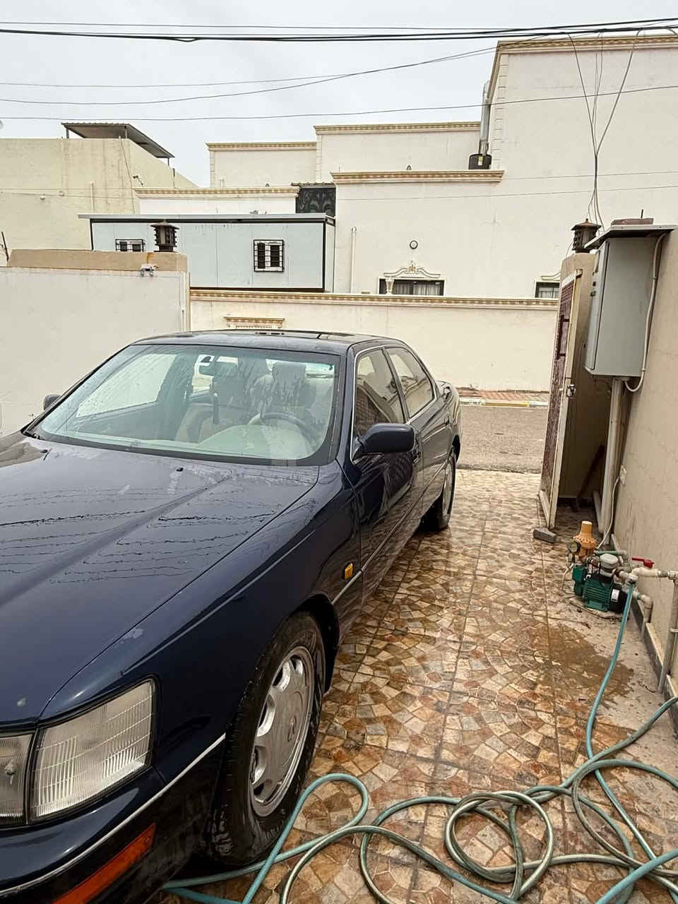 السياره للببع لگزز LS400 موديل 1992 بأسمي رقم صلاح الدين السياره مصبوغه حزام لجماليه فقط محرك اصلي ممحور 8 سلندر 1uz تبريد شغال السياره مكانها صلاح الدين تكريت السعر 65 وبيها مجال للطيبين للتواصل على الرقم ***********
