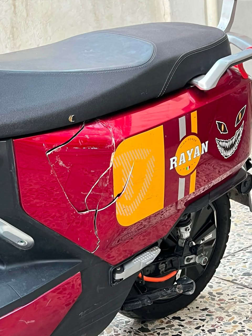 للبيع ريان وحش الكون فول مواصفات بيه فقط هذا الكسر موضح بل صوره بصمات عدد 2 كامله شغل وتطلع السعر 750 وبيه مجال حك الجيه مكاني بغداد العامريه


**إذا كنت صاحب هذا الإعلان وتريد حذفه لأي سبب، رجاءا أرسل رسالة إلى الدعم الفني**