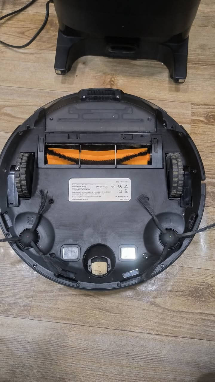 مكنسه ذكيه ONSON
​🔹 تفريغ ذاتي: تفرغ الأوساخ بالقاعدة وحدها، ما تتعبك بالتنظيف اليومي.
🔹 رادار ليزر (LDS): ترسم خريطة للبيت وتتجنب الأثاث (ذكية جداً).
🔹 بطارية ضخمة: 5200mAh (تشتغل أكثر من ساعتين مستمر).
🔹 تحكم بالموبايل: تشغلها وتطفيها من تطبيق الهاتف.
🔹 شفط قوي: 50W تسحب حتى أدق الأتربة.
توصيل موجود وين ما تريد يوصل لباب بيتك
📞 للتواصل:(***********) وبي واتساب
