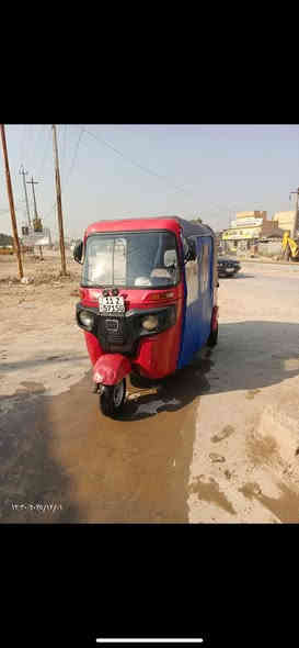 السلام عليكم
تكتك موديل2018
 رقم وسنويه تحويل ثاني يوم //
مكينه 20 ناعمه لا تنقيص ولا تبخير  
مكاني الحسينيه 
سعرها بـ. 4/500 بيها مجال 
الرقم
‭٠٧٨٤ ٤٩٧ ٠١٤٤‬‏
