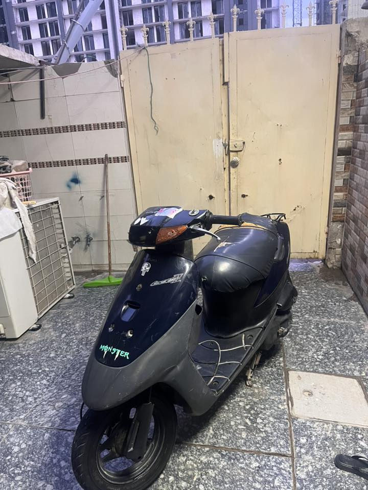 سلام عليكم دراجه ساسوكي للبيع مكينه بلادي ممفتوحه دراجه تشتغل نكره هندر باي وقت مكاني بغداد كاظمية سعره 200 وبيها مجال رقمي ***********
