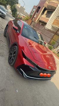 كراون موديل 2024 ماشية 10.000 بدون صبغ  بدون دواخل  رقم بغداد  مكان زي...