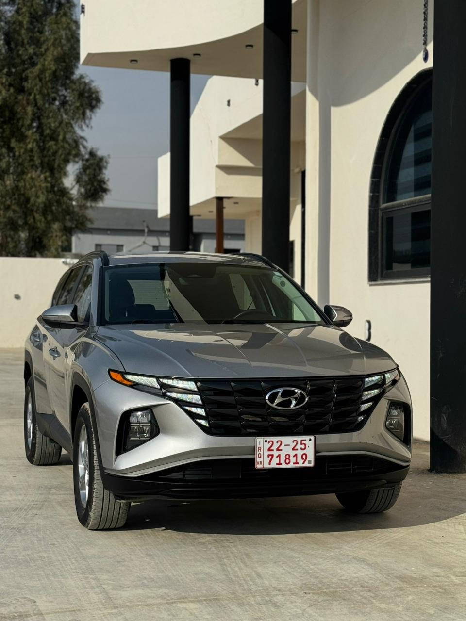 هونداي توسان 2023  -𝐒𝐄𝐋 بدون صبغ
‏ايرباك سليم ✅
حجم المحرك 2.5

المواصفات : SEL

بصمة وتشغيل عن بعد دخول ذكي

شاشة كبيرة تدعم CarPlay 

كاميرا

هاند بريك بصمة

كشن كهربائي

كشنات هيتر 

اوتو هولد  اوتو ستارت اوتو ستوب

 نظام النقطة العمياء Blind Spot Monitoring

توقيف جزئياً أو يبطئ السيارة تلقائياً عند وجود سيارة في النقطة العمياء أثناء الدخول إلى الشارع العام بشكل خاطئ 

تحذير الخروج عن المسار + المحافظة على المسار Lane Keeping Assist 

رادار امامي (تحديد مسار)

‏‎رادار جانبي (نقاط عمياء)

‏‎رادار خلفي (التحذير من الاصطدام)

‏‎حساسات خلفي 

شحن لاسلكي للموبايل

صندوق كهربائي 

نظام قيادة :    ECO-NORMAL-SPORT-SMART-SNOW

تحكم استيرن 

تبريد لمس

تبريد مركزي

لايتات زينون

بك لايتات LED بلادي

‏السعر 192

***********  واتساب

*********** واتساب

*********** واتساب
