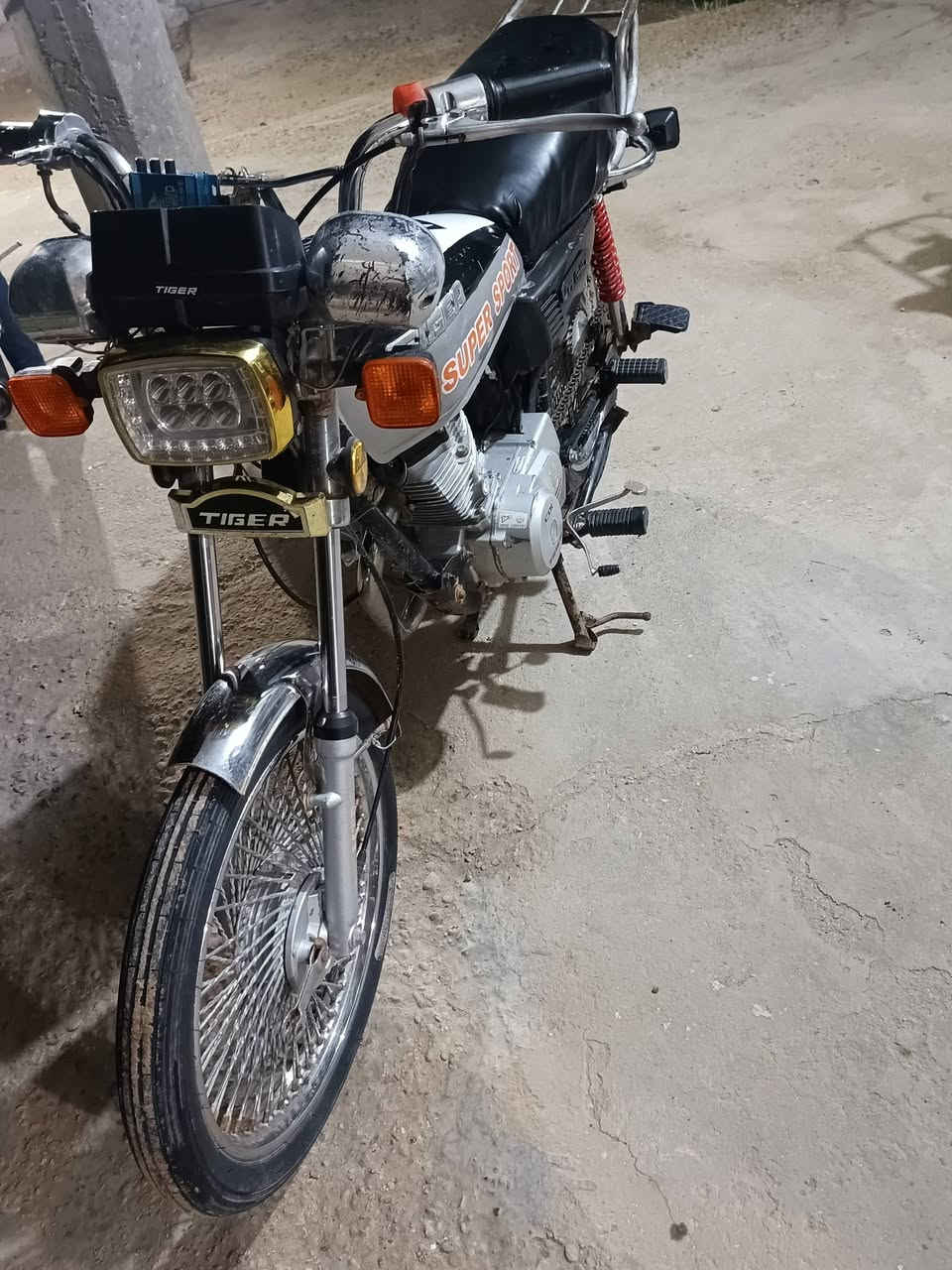 السلام عليكم تايكر موديل 20  للبيع كفاله دراجه نضيفه مكاني بابل جبله *********** للستفسار 📞💁‍♂️
