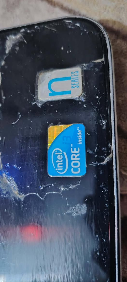 لابتوت DeLL
للبيع مستخدمه

سعره ب١٥٠ وبيه مجال
للأستفسار
***********
