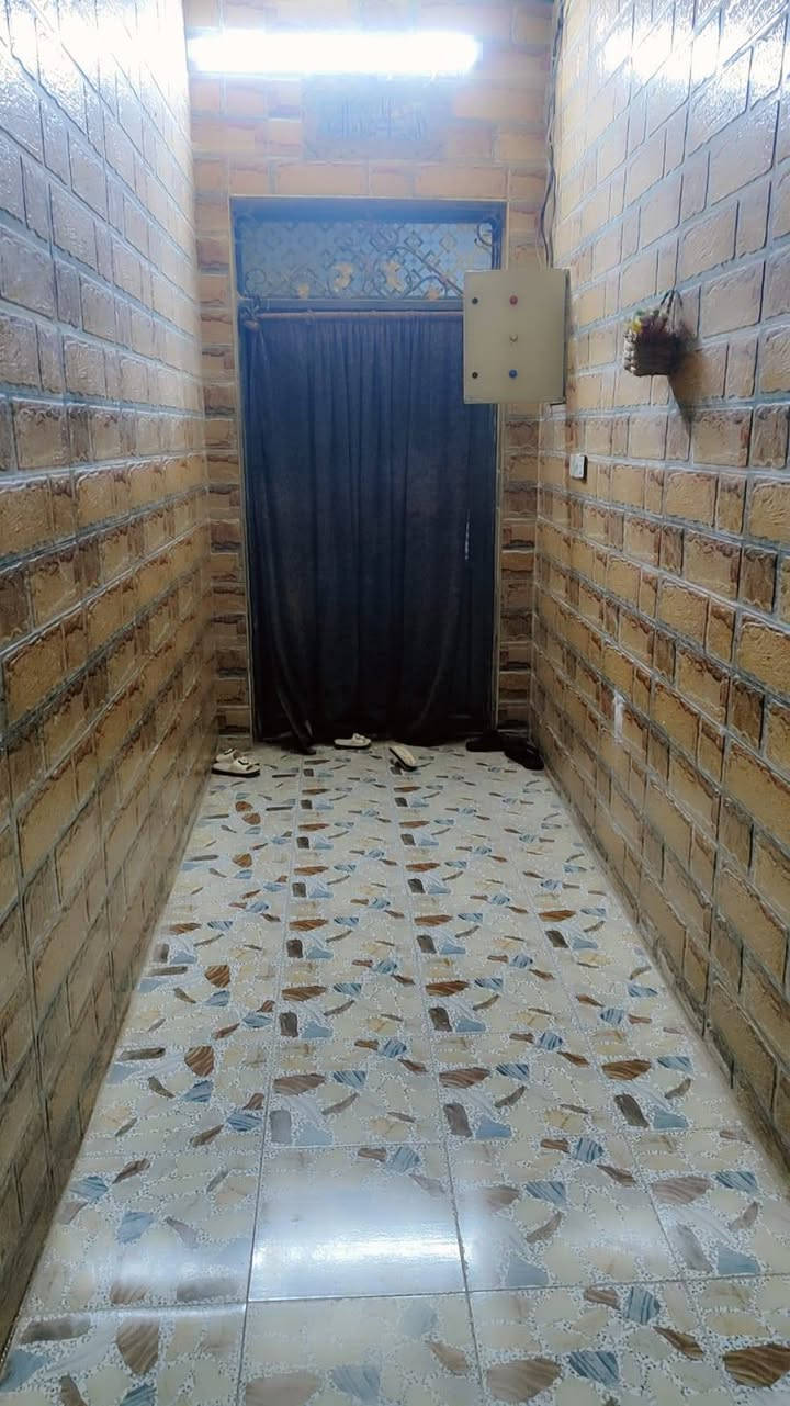 بيت للبيع طابو زراعي المساحه 133متر خلف المركز الصحي ثاني ضهر بيت سيد فليح الميالي
مكون من غرفتين وصاله وبراني وحمام داخلي وخارجي ومطبخ بنيان جديد
للتواصل والاستفسار
***********
