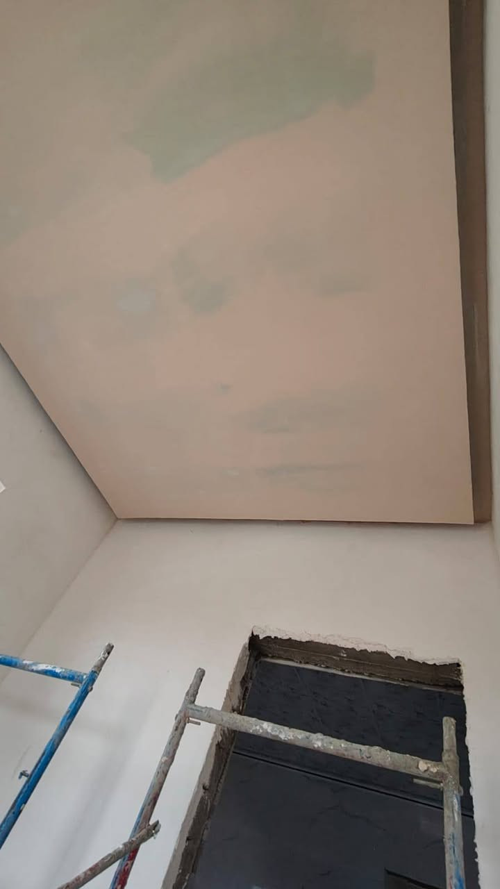 تم تركيب الواح الجبس بورد(قيد التنفيذ) وتركيب السقف الثانوي لمنزل أحد زبائننا الكرام بواسطة كادر مكتبنا وبإشراف هندسي.
عنوان المكتب: ناحية الشورة - مقابل المتنزه 
م.محمد / ***********
