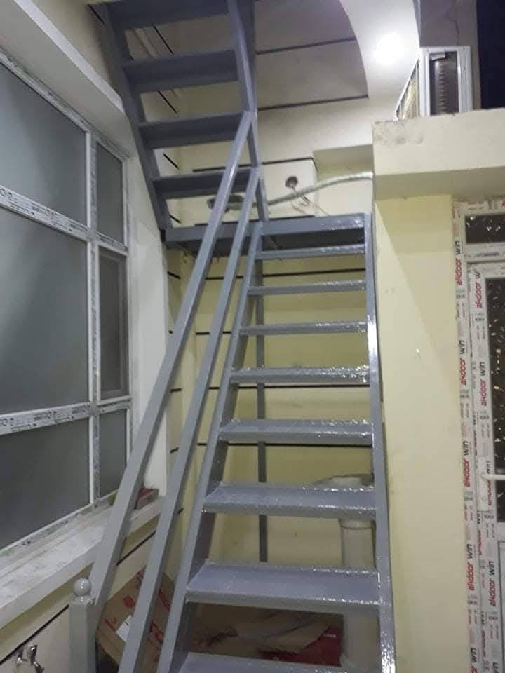 للاستفسار الاتصال على الرقم ***********
