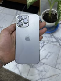 آيفون ١٥ برو ماكس • ٢٥٦ • بطارية ٩٣