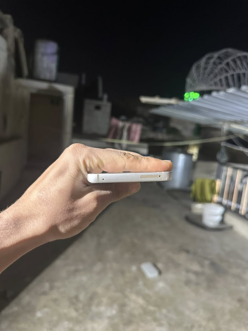 📱 للبيع: Samsung Galaxy Note 5 | القلم الذكي (S Pen): يعمل بكفاءة تامة للكتابة، الرسم، وتدوين الملاحظات السريعة ذاكره 32 بصمه اصبع شغال كامله جهاز سريع فقط ضهر مفطور جهاز شرط سعر 60 وبي مجال قليل متواجد على الخاص


**إذا كنت صاحب هذا الإعلان وتريد حذفه لأي سبب، رجاءا أرسل رسالة إلى الدعم الفني**