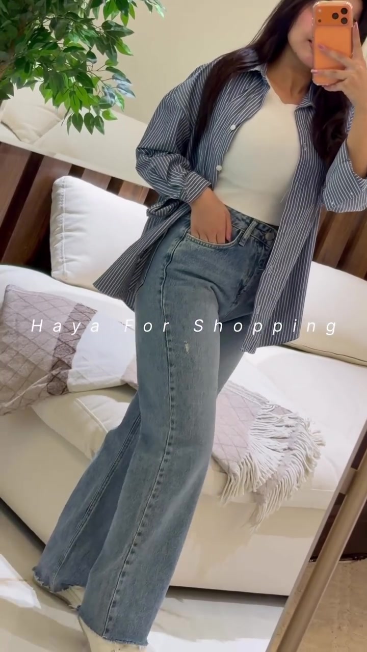 هيا فور شوبينك 🩶

قميص متوفر قياس s,m,l,xl
طول القميص 76cm

يوجد توصيل لجميع محافظات العراق 

#ملابس #ازياء #ملابس_بنات #style #فاشن


**إذا كنت صاحب هذا الإعلان وتريد حذفه لأي سبب، رجاءا أرسل رسالة إلى الدعم الفني**