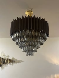 ثريات اخت الجديدة كلهن شغالات للبيع الاتصال واتساب 07713293060