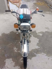 اربع كير شلامجه رقم وسنويه  السعر 1300بيه مجال  07812131242