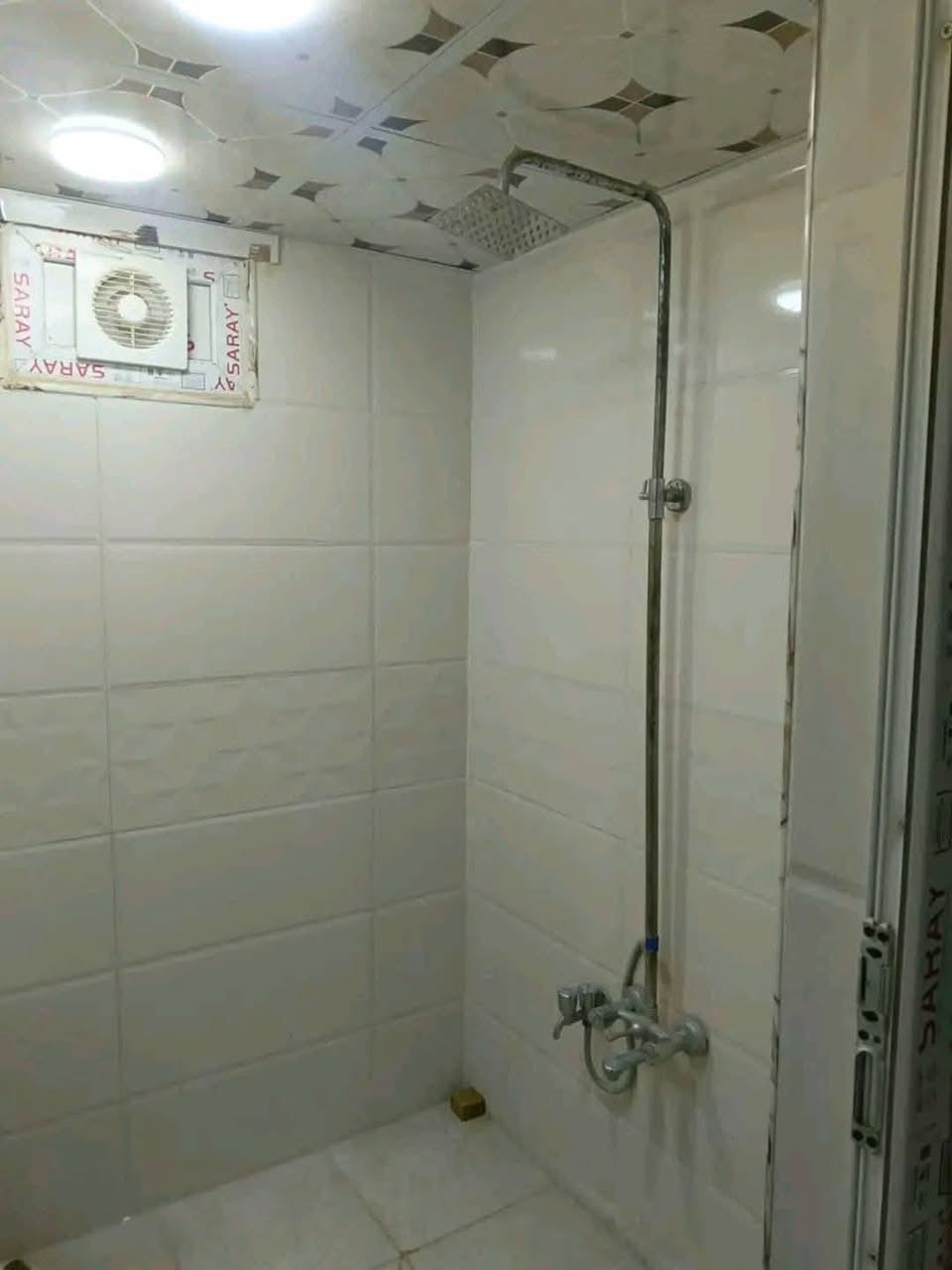 🚨 تم تخفيض السعر – بيع مستعجل 🚨
🏠 للبيع المستعجل – دار طابو صرف
📍 الموقع: أم الخيل – بظهر مستوصف الحكيم
📐 المساحة: 200 متر
🏠 تفاصيل الدار:
▫️ غرفتين
▫️ صالة
▫️ مطبخ
▫️ استقبال
▫️ صحيات داخلي وخارجي
▫️ كراج سيارة
✅ طابو صرف
✅ جاهز للسكن
✅ موقع مخدوم وقريب من الخدمات
📉 وبيه مجال بسيط للجادين
📞 للاستفسار: ***********
