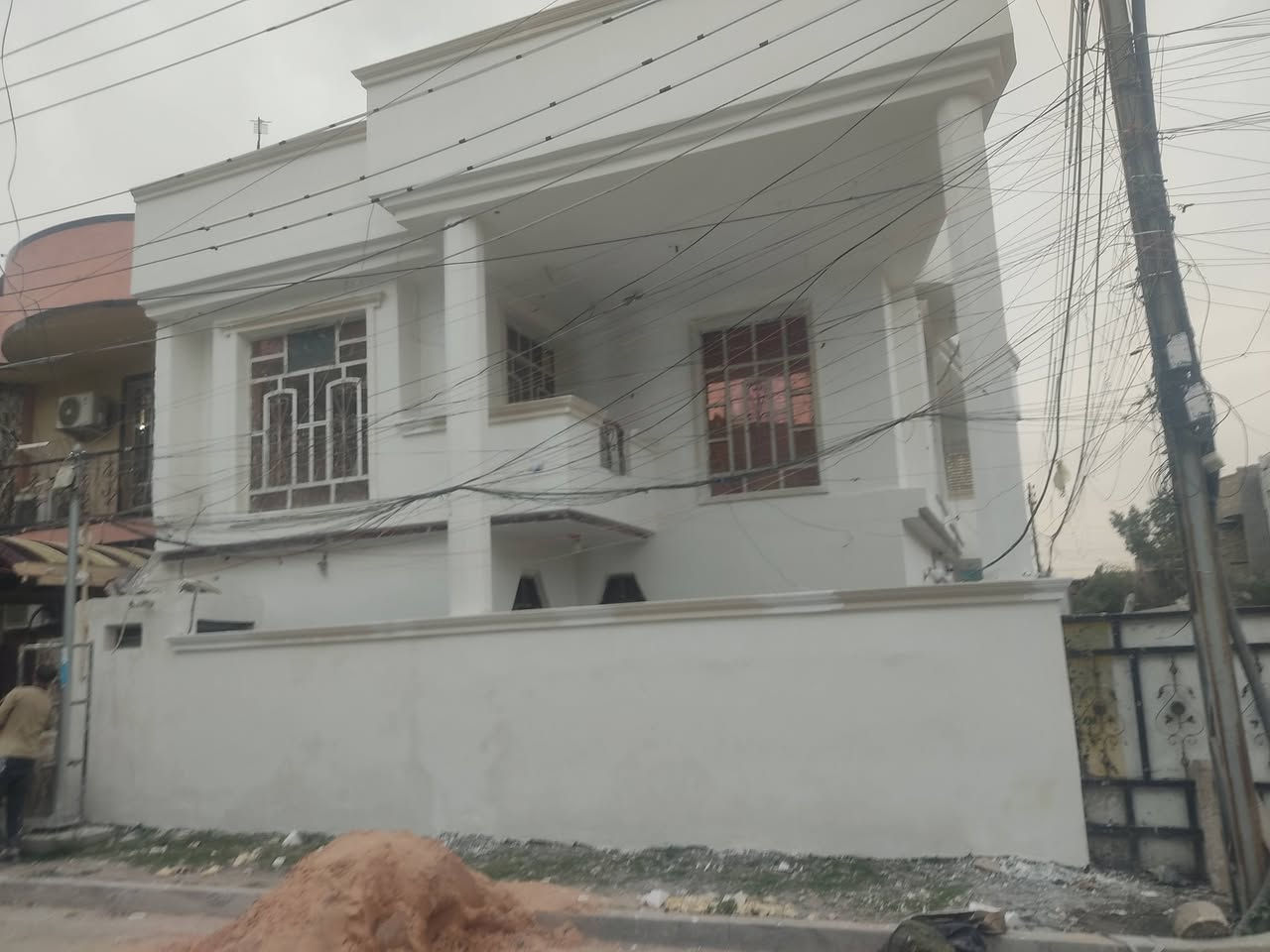 سلام عليكم لباخ مصري شغل درجة اول خشن وناعم وطلس والواجهات وفوم متفرغ ***********
