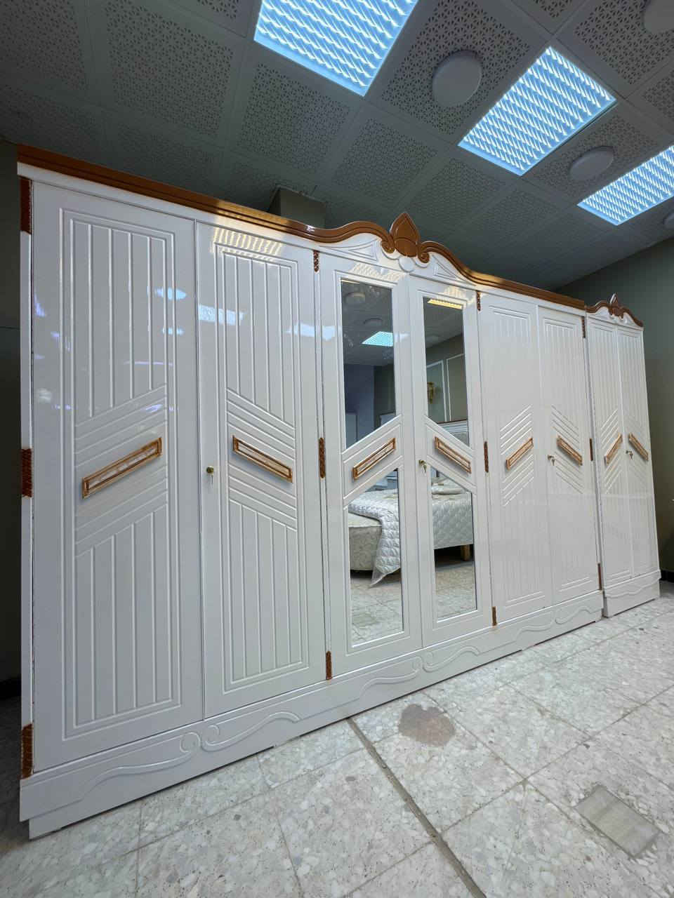 السعر مليون و50 الف  دينار فقط  وبيها مجال بسيط

سعر الشازلون الخزان 75 الف 

سعر الشازلون المقعد 50 الف 

غرفه نوم داخل معاكس خشب 3 ملم
خارج تحفير sns انديف 5 ملم

الصبغ حراري درجة اولى

6باب  متكونه من 9قطع

زاويه تصميم كنتوري بارتفاع الكنتور

السرير بلاويد اسود 6ارجل

قياس الكنتور ارتفاع 2.40 وعرض 3.20

النقل والشد مجاناً داخل بغداد 
أطراف 50

يوجد توصيل الى جميع المحافضات وباسعار مناسبه

للحجز والاستفسار مراسله الصفحة او واتساب *********** 
G
