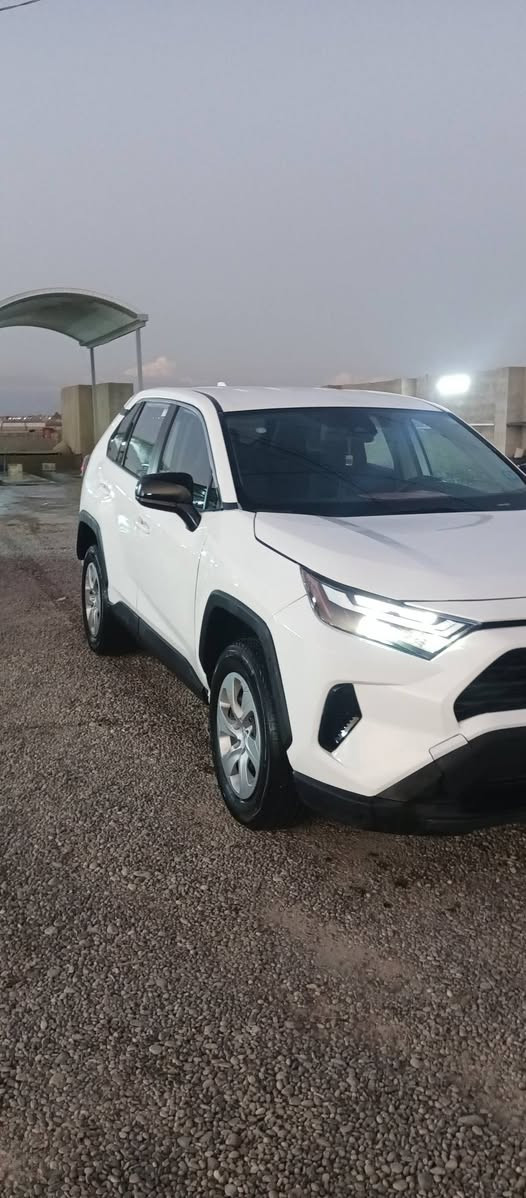 -#للبيع 
-#راف #فور 
- #موديل #2024
* موصفات LE 
* المسافه المقطوعه 15 الف 
* جديد جديد 
* تحكمات كلشي  بيه 
* اطارات شركه 
*محرك گير شركه كله جديد 
*تبديل قطعه جاملق النفر 
*بيه تعديل شبر بالبونيد فقط 
ملاحضه الاتصال بالرقم ***********
خاص ماكوو
