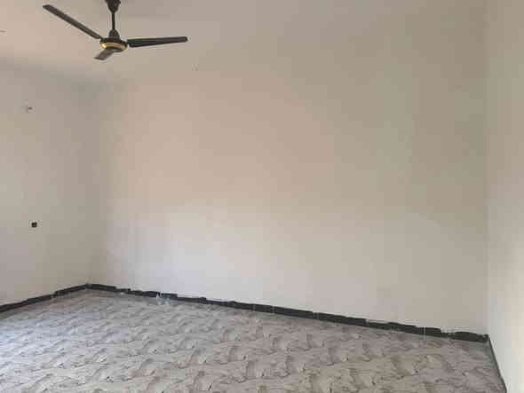 بيت للايجار الرمادي قرب جامع الواثق 
سعر الايجاره 450
استفسار على الرقم ***********
يمكنك زيارة المكتب شارع 40 مقابيل جامع الواثق
