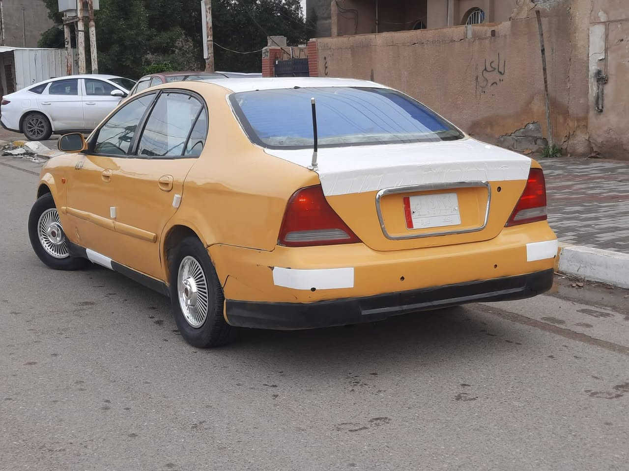 السلام عليكم 
دايو ماكنوس 2003
كير محرك جدد 
السياره جاهزه كبل الشارع 
مكان السياره بغداد الشعب
السعر 28 
***********
