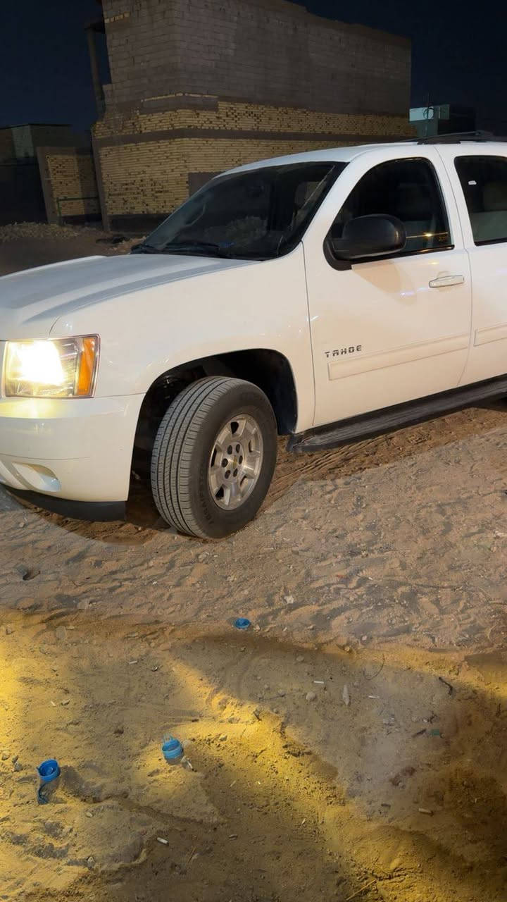 السلام عليكم
شفرولية تاهو 2014 للبيع او مراوس 
سيارة نضيفة جدا وحلو فئة LT 

محرك  V8_ 5300 

سيارة بديها جدا نضيف ما عدا الجاملغات الامامية واحد صار بي شخط وصبغتة والاخ اثر دحجة بسبب دراجة وهمين صلحتة 
والسيارة بيها باب مبدل  الباقي كلة كفالة 
گير محرك تبريد كهربائيات كله لوك  
السيارة وارد خليجي مو امريكي 
ماشية 150 الف 

عزيزي تعجبك السيارة نروح لأي مركز فحص ببالك تفحص السيارة لحد ما تقتنع حتى لا تصير اي اشكالات بالبيع 

مكلف بالنشر ***

السعر 239  وبيها مجال للشراي 

مكان السيارة البصرة ام قصر 

للأستفسار //***********
