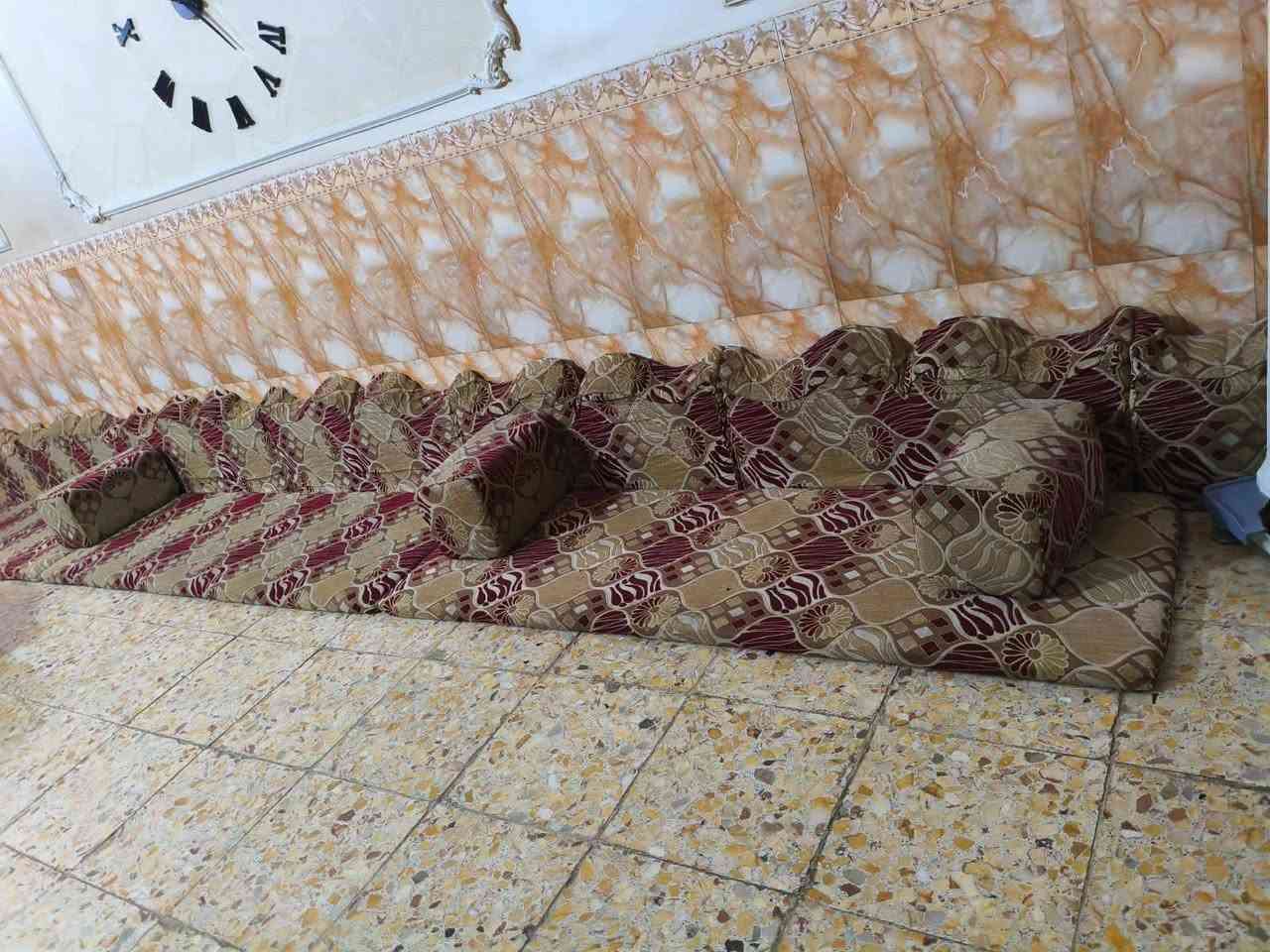 سلام عليكم
جلسة للبيع ١٤ نفر ب٣٠٠ الف دينار... المراسلة عل الخاص


**إذا كنت صاحب هذا الإعلان وتريد حذفه لأي سبب، رجاءا أرسل رسالة إلى الدعم الفني**