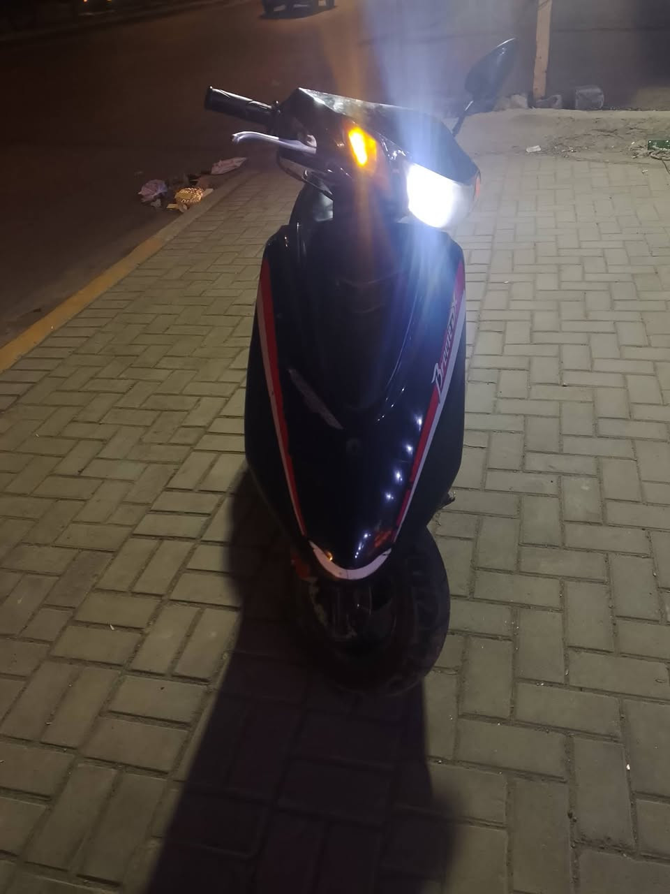 سلام عليكم بريز لايت عالي البيع بيهة سيباية لاكزز  مكينة مكفولة نكرة سلف خير من الله سعر 450 مكان غزالية شري تصل وخادم معادلة.140 شرط *********** ***********
