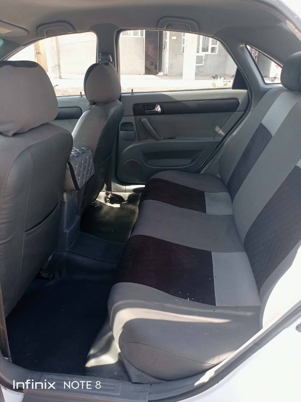 السلام عليكم...
1ـ سياره وابتره موديل 12 كير اوتوماتيك للبيع
2ـ سياره رقم صلاح الدين دولي سنويه إلى 30 شرط التحويل
3ـ سياره بدون صبغ اللون ابيض 
4ـ كير محرك صدر تايرات كهربائيات كله شرط
5ـ اتصل وتدلل ***********
