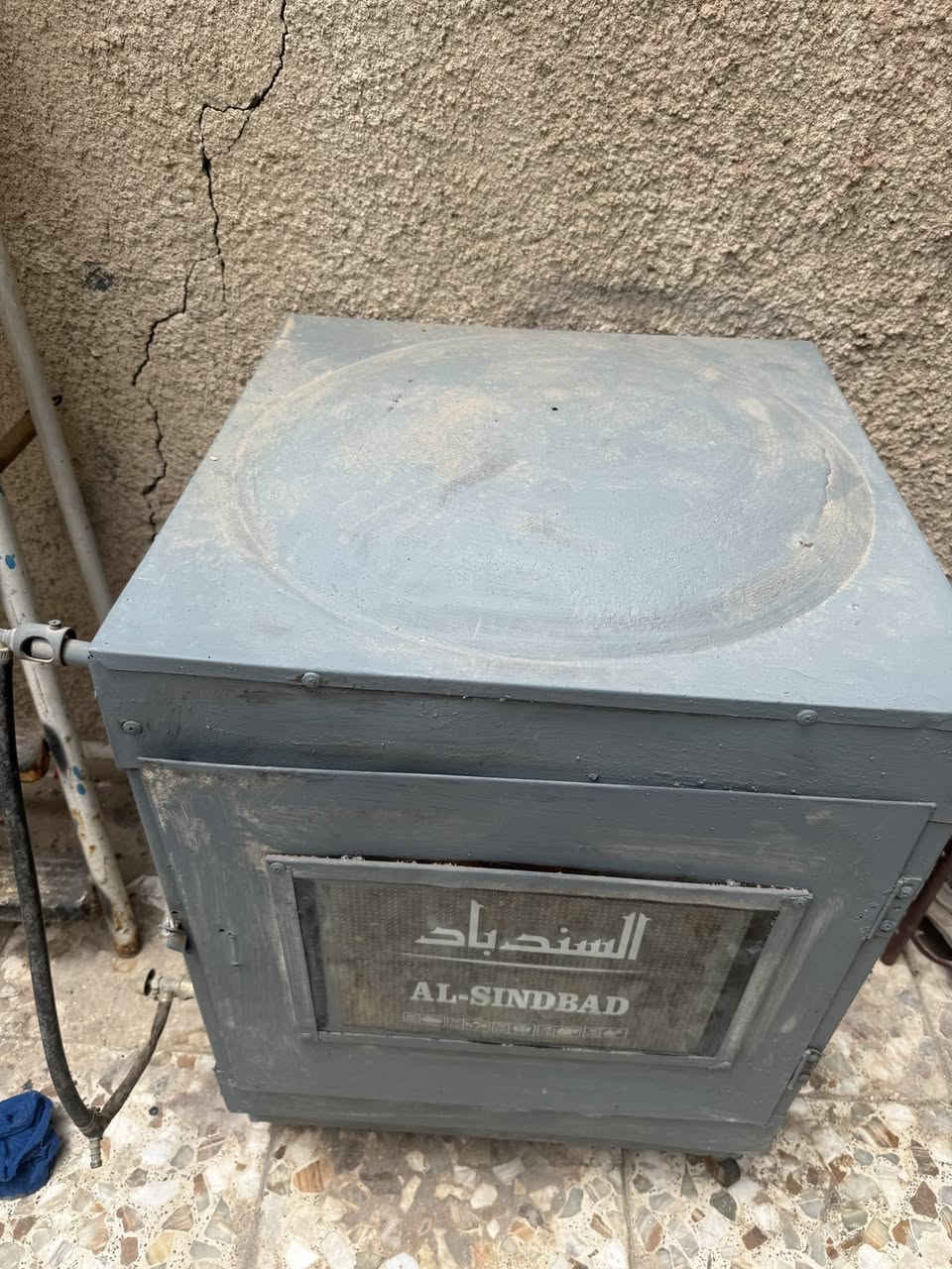 تنور جديد ونضيف للبيع ٧٠
ولفرن  جديد
هم سعره ٣٥كلشي مابيهم


**إذا كنت صاحب هذا الإعلان وتريد حذفه لأي سبب، رجاءا أرسل رسالة إلى الدعم الفني**
